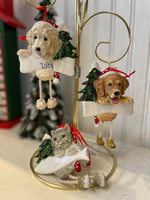 Personalized ornaments of dogs and cats